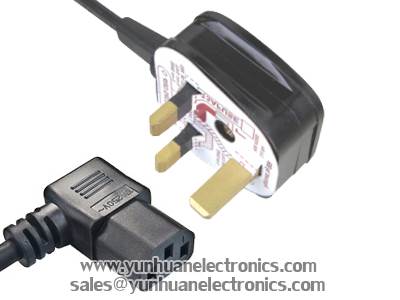 UK BS 1363 Plug Y006 ST3-W